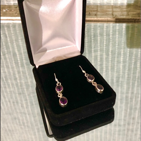Sterling and amethyst dangle earrings - Picture 1 of 3
